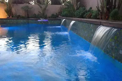 Image de Sallewater Pool & Spa Home / Plus Proche Des Plages- Disneyland. Grill / Wifi gratuit.