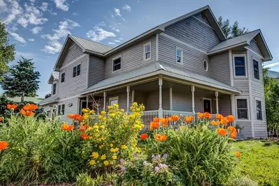 Image de Superbe en ville 5bd \/ 4. 5ba House, merveilleux pour recevoir