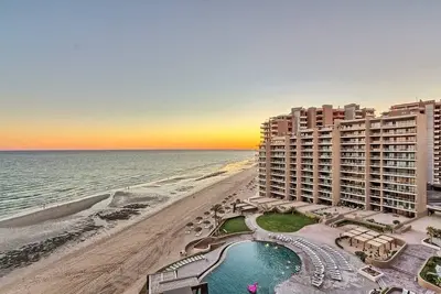 Image de Ocean Front 1 Bed 1 Bath Condo Au Las Palomas Resort, Beautiful Decor, Views