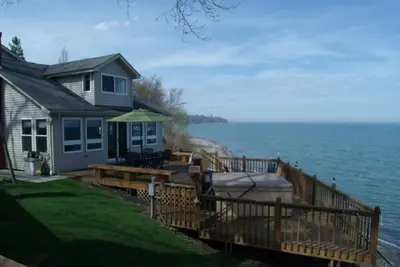 Image de Propriété au bord du lac, pour les familles et les animaux de compagnie
