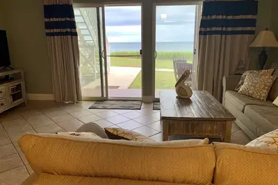 Image de Oceanfront! Vue spectaculaire! Condo 1 Chambre avec Piscine