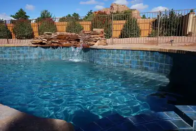 Image de ** RÉDUCTIONS Hebdomadaires ** Lux Private Pool & Walk To Golf Country Club House