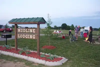 Image de Logement de cabine de votre fond de la mer par excellence, Rv & Camping Location Ă Southern Illinois!
