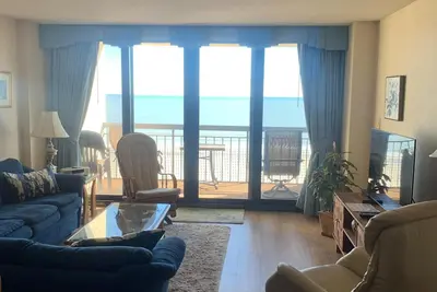 Image de Condo en bord de mer, de belles vues