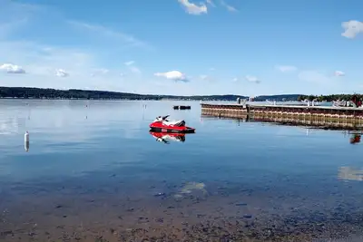 Image de Lakefront 2br Condo sur le lac de Charlevoix