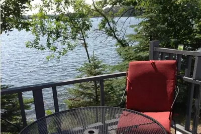 Image de 2 Lacs! Pontoon disponibles et chiens sont les bienvenus. 335 'Lakeshore Par Alexandrie