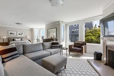 Image de Bons Avis! ! ! Russian Hill Luxury Apartment
