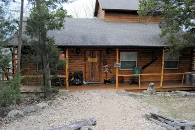 Image de Can-U-Canoe Riverview Cabine de luxe de 3 chambres avec vue imprenable