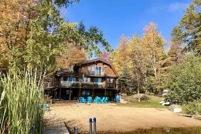 Image de Peaceful Lake House - Parfait pour toute la famille!