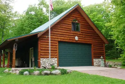 Image de Superior Horizons Carriage House à côté des îles Apostle