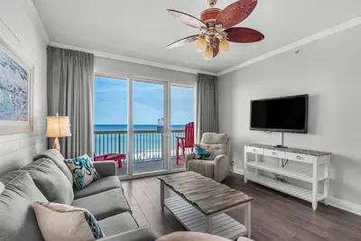 Image de Calypso 508 East - Quatre chaises de plage, Netflix +