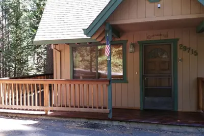 Image de PinecrestAreaRentals # 8 Splendid Cabin!