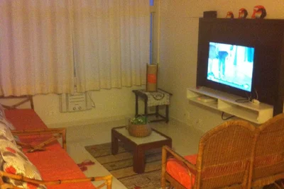 Image de Apt. 2 chambres, 2 salles de bains: 6 personnes - 2 rues de la plage w \/ Wifi