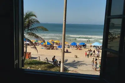Image de Ce est la plage! ! ! Bel appartement dans un condominium sur la plage de sable de Pero
