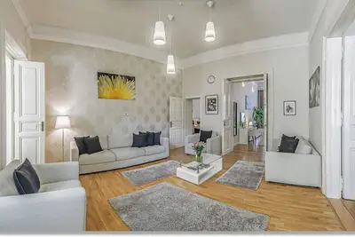 Image de First Class Appartement -. 160 m², 4 chambres + 4 Salles de bain, dans le centre