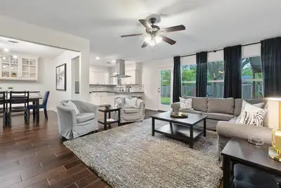 Image de 4b - Contemporain 4 chambres avec 2 salons