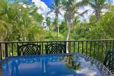 Image de À seulement 20 miles de Key West! Oceanfront, Dockage, kayaks, piscine