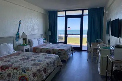 Image de Oceanfront Studio1st floor- Pools Open - Hawaiian Inn