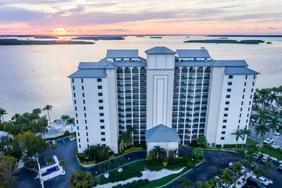 Image de Condo 2 chambres en bord de mer avec des couchers de soleil incroyables à Sanibel Harbor Resort