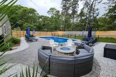 Image de 2 maisons Eastham sur un seul lot - Promenade jusqu'Ă Bay Beach.