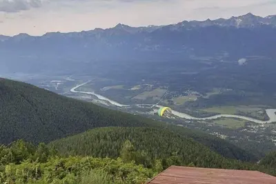 Image de Condo de vacances avec vue imprenable, bain Ă remous, grande terrasse sur KickingHorseMountain