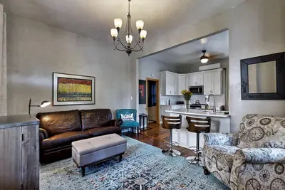 Image de Votre maison loin de chez vous dans le quartier historique