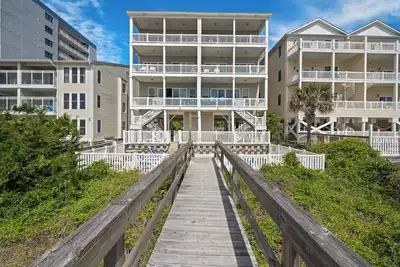 Image de Seaside Days B - Pet Friendly, Shared Pool