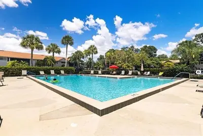 Image de Summerlin Woods - Condo au deuxième étage