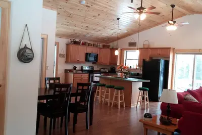 Image de Adirondack rêve Appartement à louer près de Lake George
