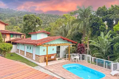 Image de Maison Ă Ilhabela avec vue sur le vert