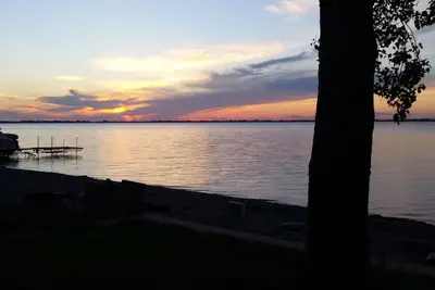 Image de Lake Cabin avec des équipements de luxe sur le lac Poinsett