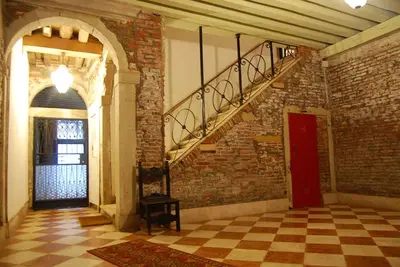 Image de Spacieuses et élégantes Appartement Entre Le Teatro La Fenice Et Piazza S. Marco