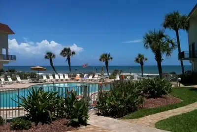 Image de Beachside Escape Pas de rues à traverser! 2br 2ba Ormond Beach