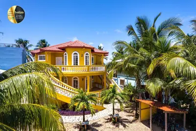 Image de Luxe, Front de mer, Plage Home - Louez une villa ou la maison - voir description.