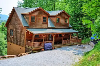 Image de Grandfather View-3 Br, 2 1/2 Ba, 8 personnes, vues, bain à remous, Wi-Fi, Près de Snow Tub Resort, Animaux Considéré