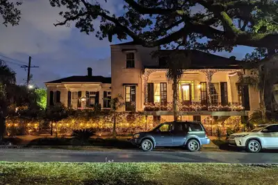 Image de Luxe romantique à côté du quartier français