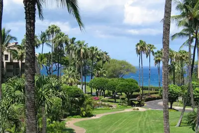 Image de Tropical 1 Br \/ 2 Ba Oceanview Condo w \/ Large Lanai (Unité 2-303) Tarifs 139 $ - 179 $