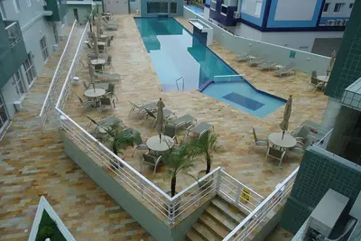 Image de Grand ajustement avec beaucoup de loisirs! ! ! Voir aussi: 4277322 et 4305233