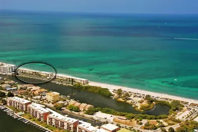 Image de Condo sur la plage - 3 Br- Piscine chauffée - Docks bateau gratuit - haut de gamme - Siesta Key