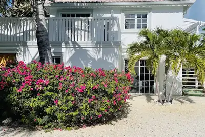 Palm Breeze Villa