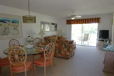Image de Belle 2 chambres, 2 salles de bains appartement en terrasses Ă Tara Golf & Country Club