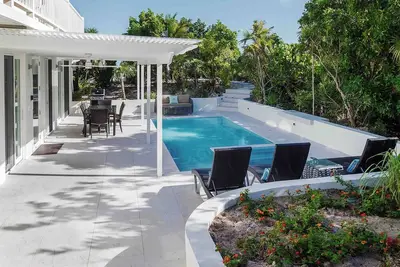 Image de Nouvelle Esencia Plus - Suite 2 chambres + Suite sur la plage - Prvt Pool & Tiki Hut - Voiture incl