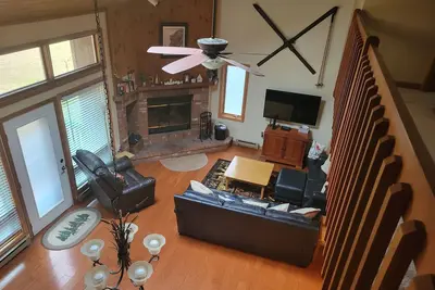 Image de Condo 2bd à Deer Park avec Wi-Fi dans l'unité!