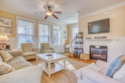 Image de Flat Screen Tv, Park View, Gas Bbq, Wifi Internet, Back patio seating