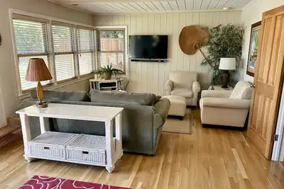 Image de Vaquita House sur Beautiful Opal Cliff Drive avec accès à la plage privée