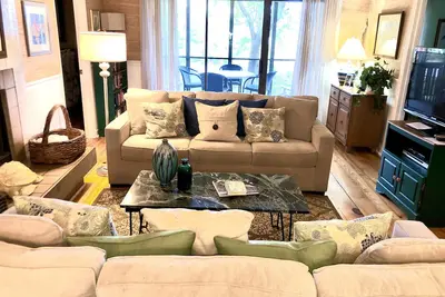 Image de Le meilleur emplacement sur l'île! Vue sur le lagon. Les beaux chiens restent gratuits!