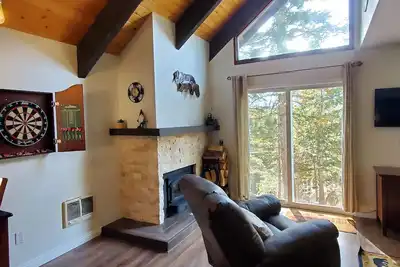 Image de Marchez Au Village! ! ! Studio + Loft, 2 salles de bain, vue imprenable! !