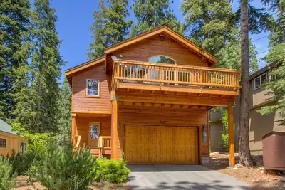 Image de Chalet moderne / à pied du lac Tahoe / accès à tous Resorts Tahoe