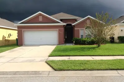 Image de Superbe Spacieuse 4br Kissimmee / orlando Villa W Piscine / privé et bain à remous