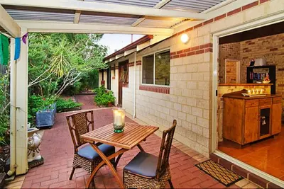 Image de Amble In - Old Dunsborough